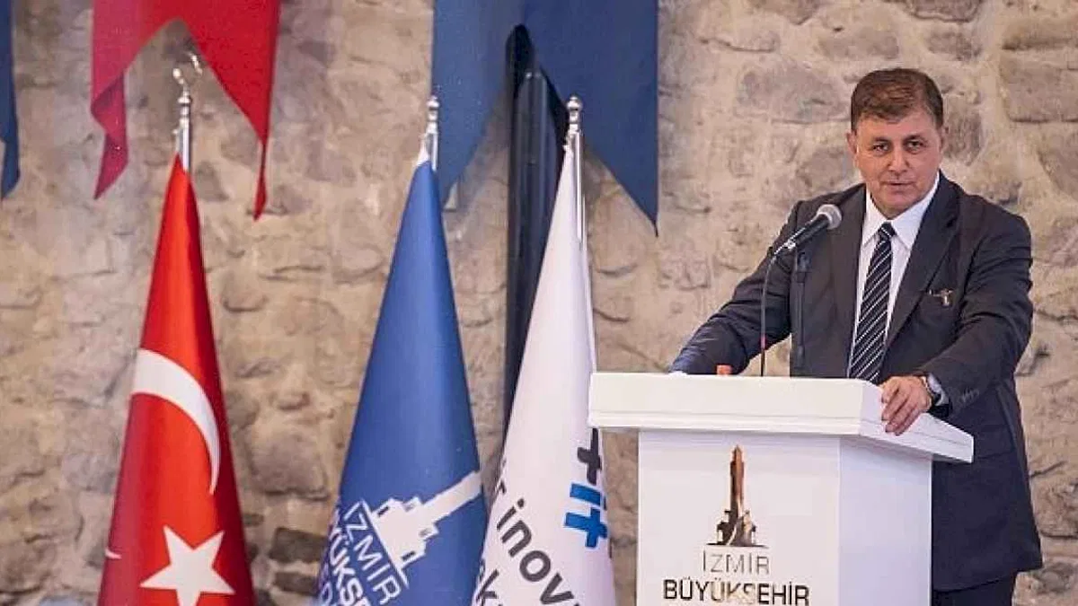 Başkan Tugay'dan akıllı yönetim sistemi hedefi "Dünyanın en ileri şehirlerinden biri haline gelmeyi hedefliyoruz"