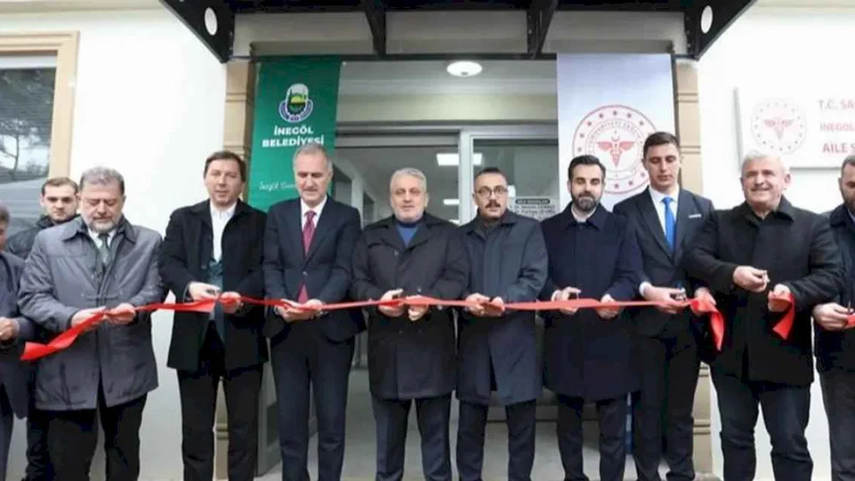 Bursa İnegöl'de Samsa Çavuş Aile Sağlığı Merkezi törenle açıldı