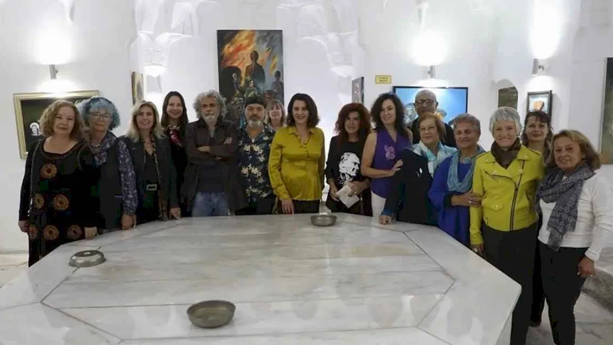 'Uluslararası Ekim Geçidi' Muğlalı sanatseverlerle buluştu