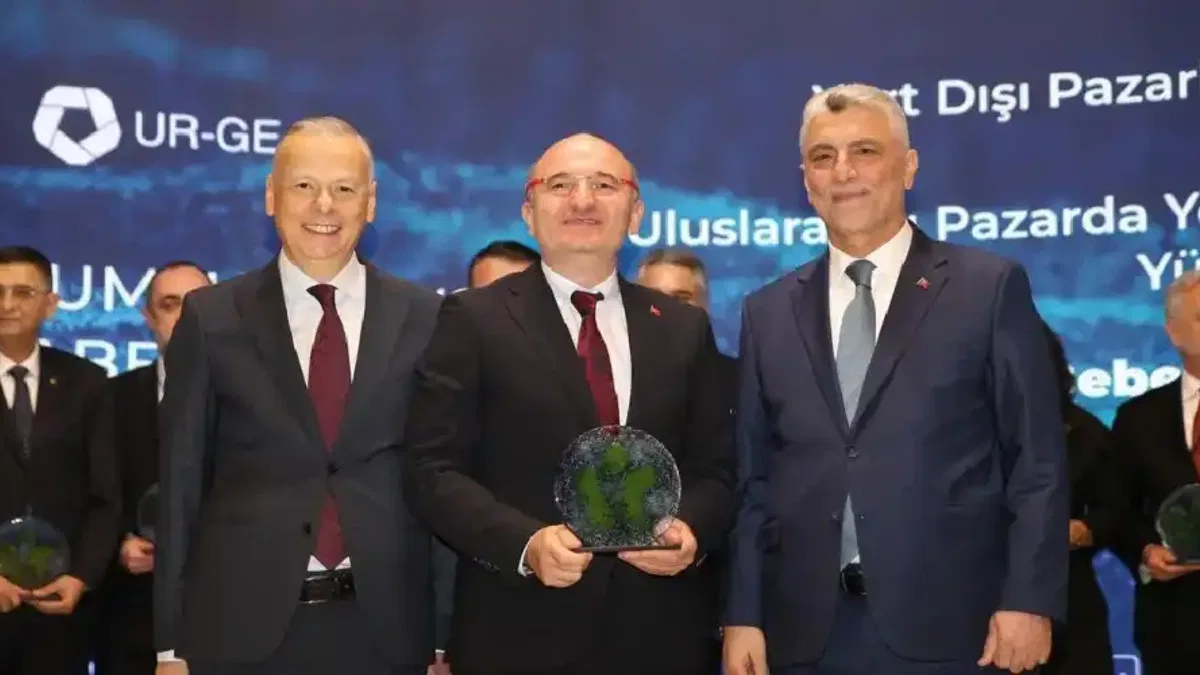 BTSO UR-GE projelerinde çifte ödül
