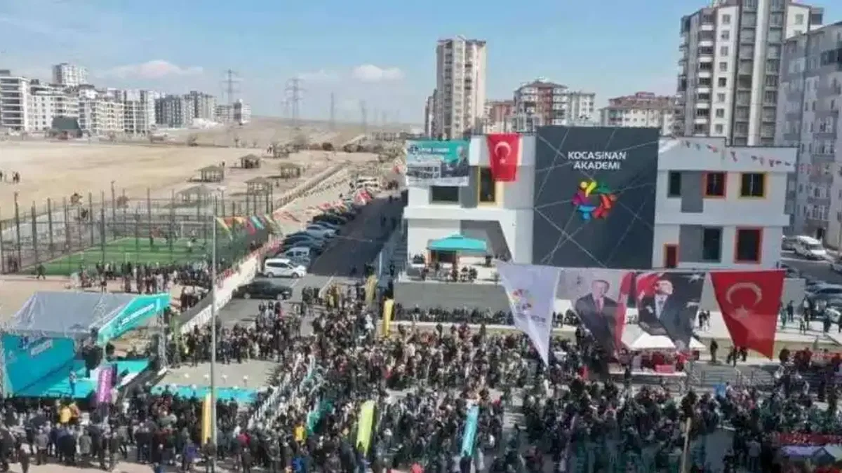 Kayseri Kocasinan'dan 46 yeni sosyal tesis