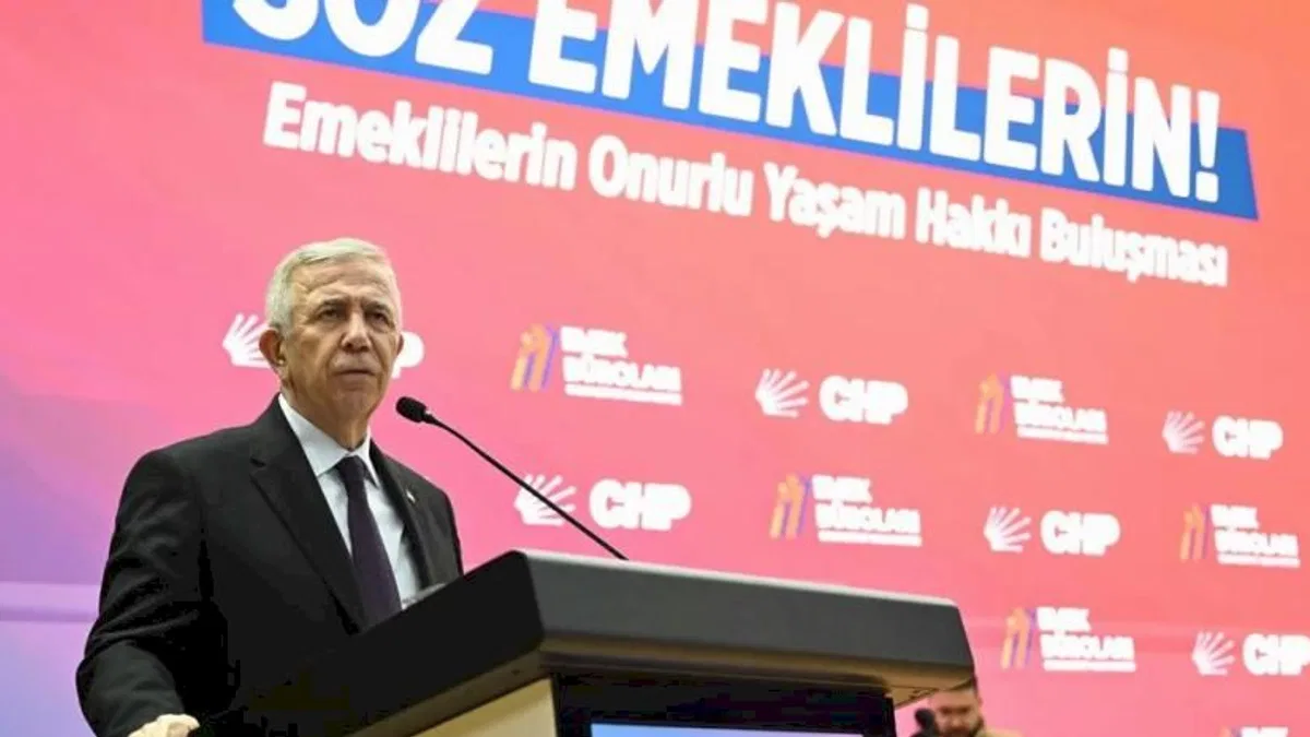 Mansur Yavaş emekliler buluşmasına katıldı