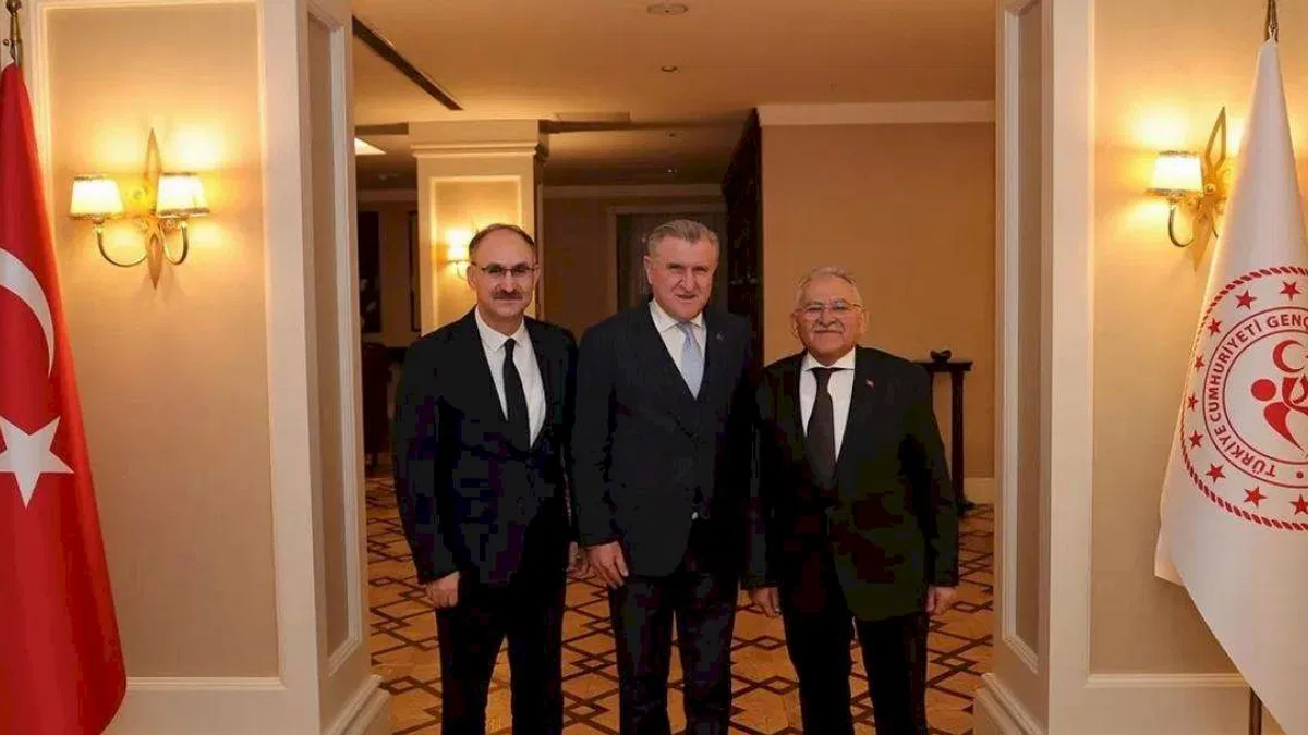 Memduh Büyükkılıç'tan 'Ankara' çıkarması