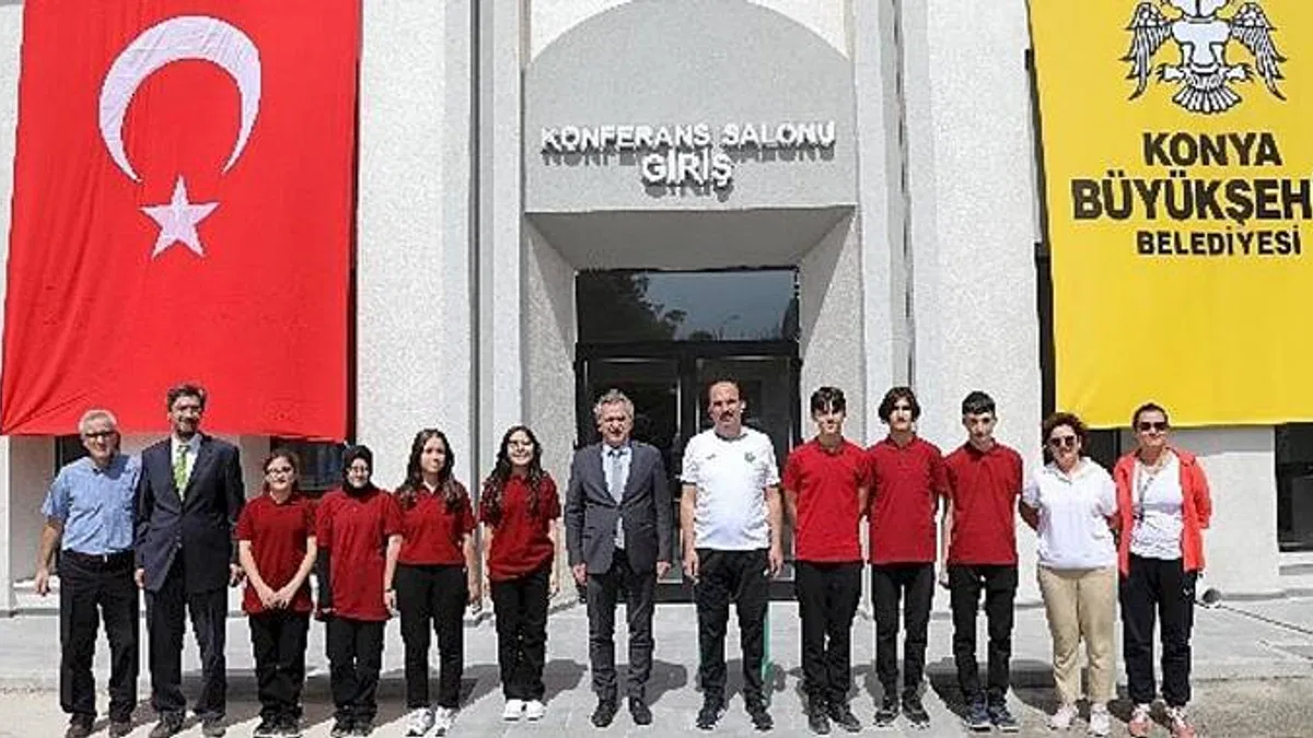 Konya Lisesi Konferans ve Spor Salonu Hizmete Açıldı
