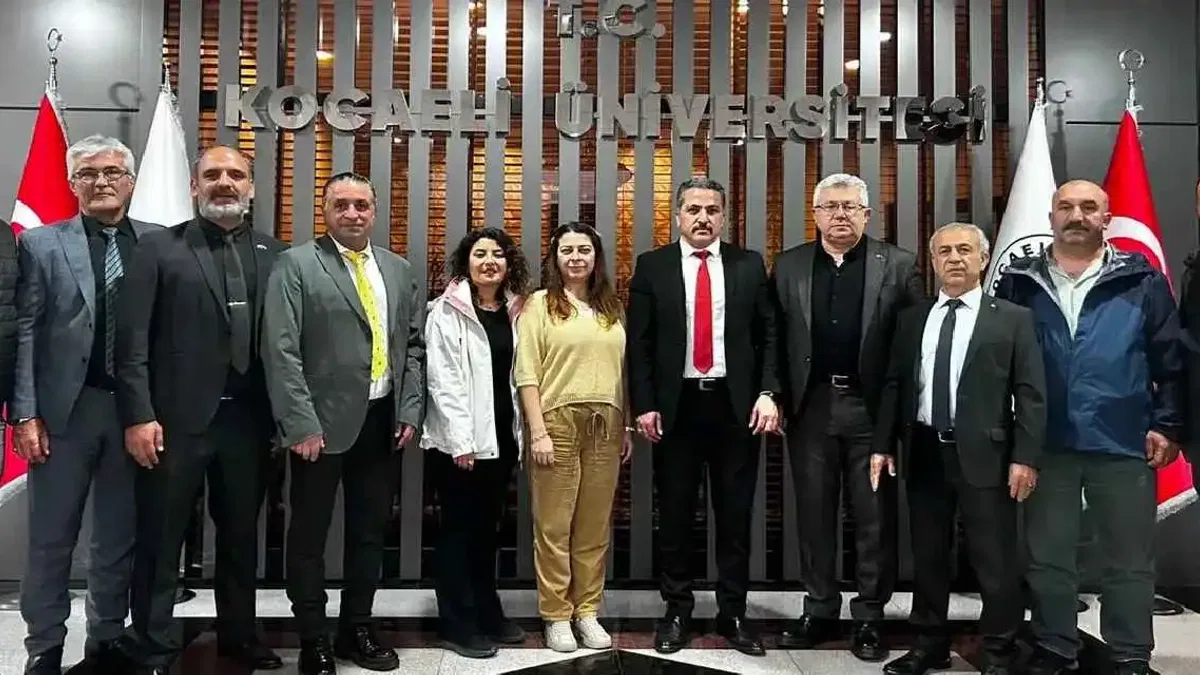 Türk Eğitim-Sen Kocaeli 3 Nolu Şube'den ilk yaş mutluluğu