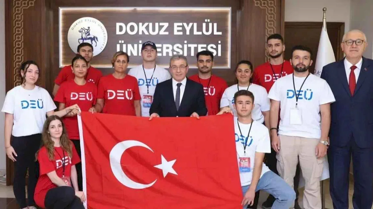 DEÜ öğrencilerinden Büyük Taarruz Vefası