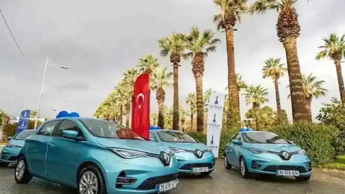 İzmir’in elektrikli araç filosuyla 25 milyon lira tasarruf