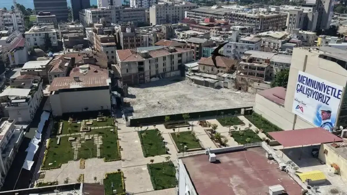 Mersin’de Zafer Çarşısı yenileniyor