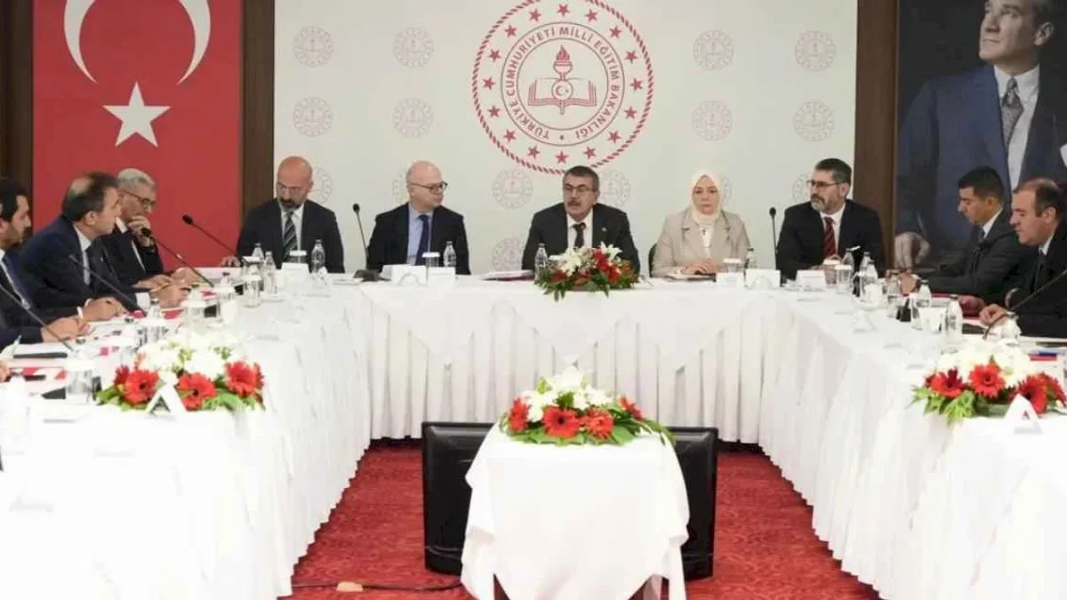 Türkiye-Sri Lanka iş birliği toplantısı Ankara’da gerçekleştirildi
