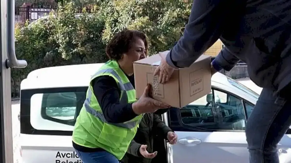 Avcılar Belediyesi'nden glütensiz erzak desteği
