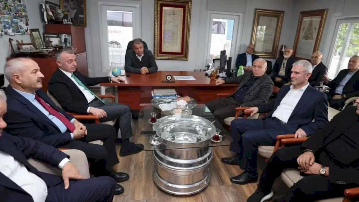 Gebzeli iş insanları Başkan Büyükakın’ı ağırladı