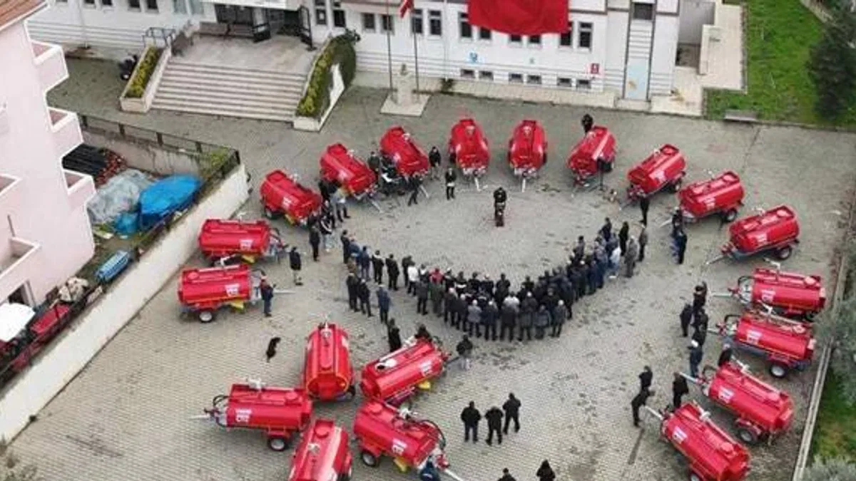 Bilecik'te 20 yeni yangın söndürme tankeri köylere teslim edildi
