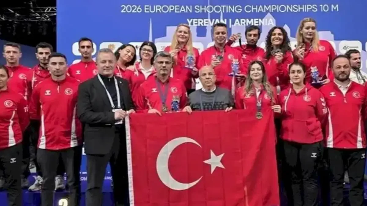 Türk Milli Tabanca Atış Takımı Avrupa'dan 3 madalya ile döndü