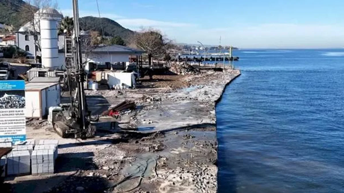 Kocaeli’de Ulaşlı sahili dalga kırıcıyla güçleniyor