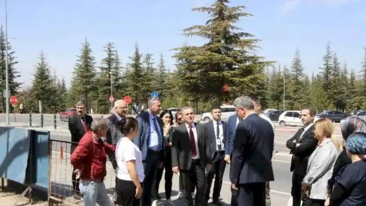 Erciyes Üniversitesi’nde yapımı devam eden projeler hayata geçiriliyor