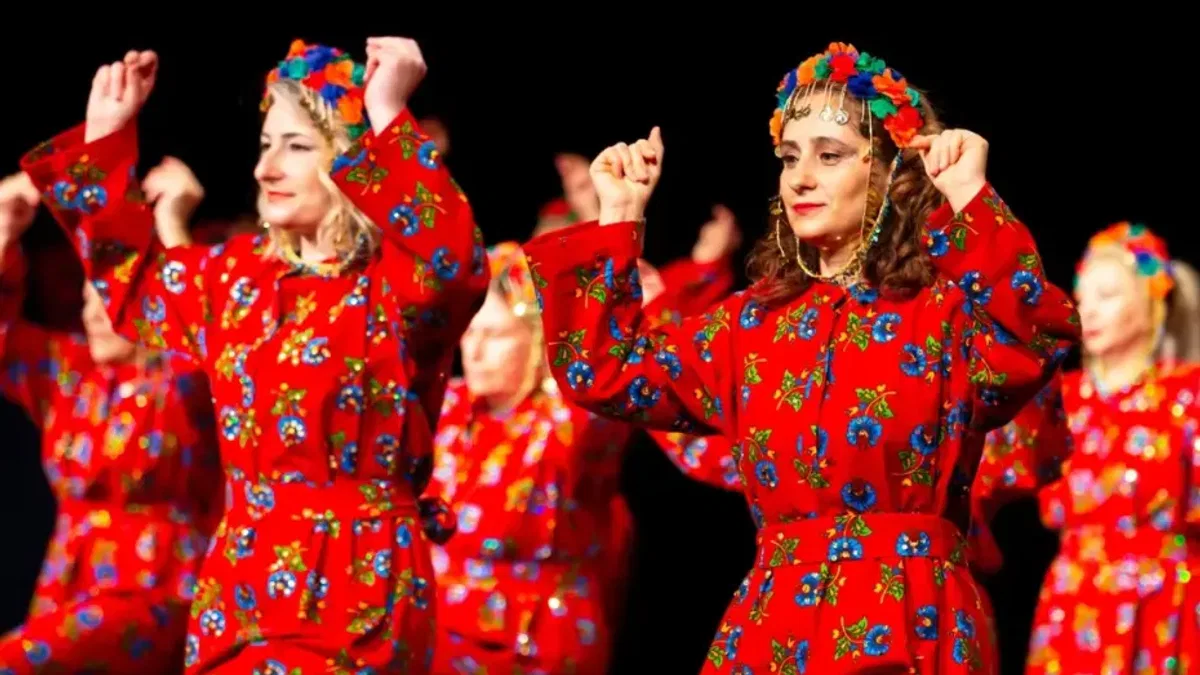 İzmir Narlıdere'nin 'Nar Kızlar'ı yola çıktı