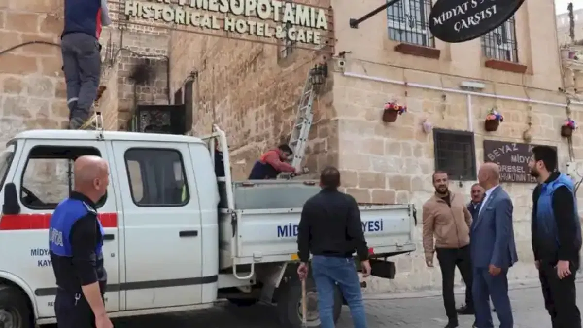 Mardin Midyat’ta tarihi dokuyu korunuyor