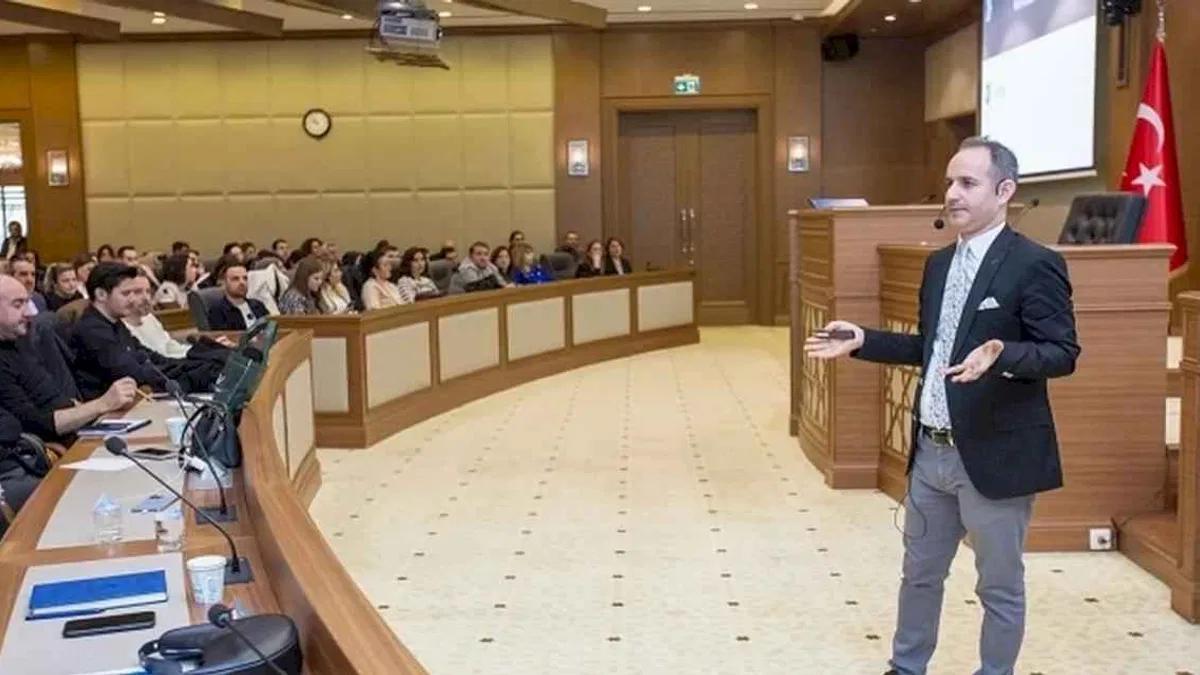 Bursa Büyükşehir’den ‘Veri analizi ve raporlama eğitimi’