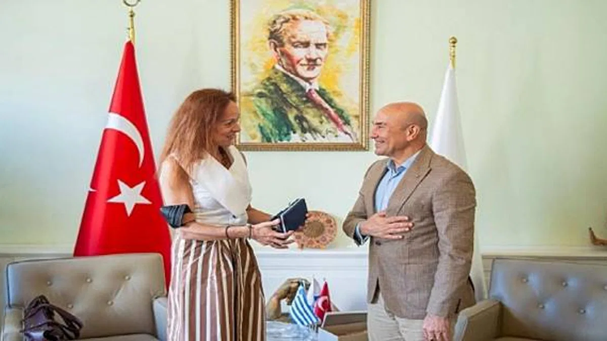 Yunanistan İzmir Başkonsolosu'ndan Soyer'e veda ziyareti
