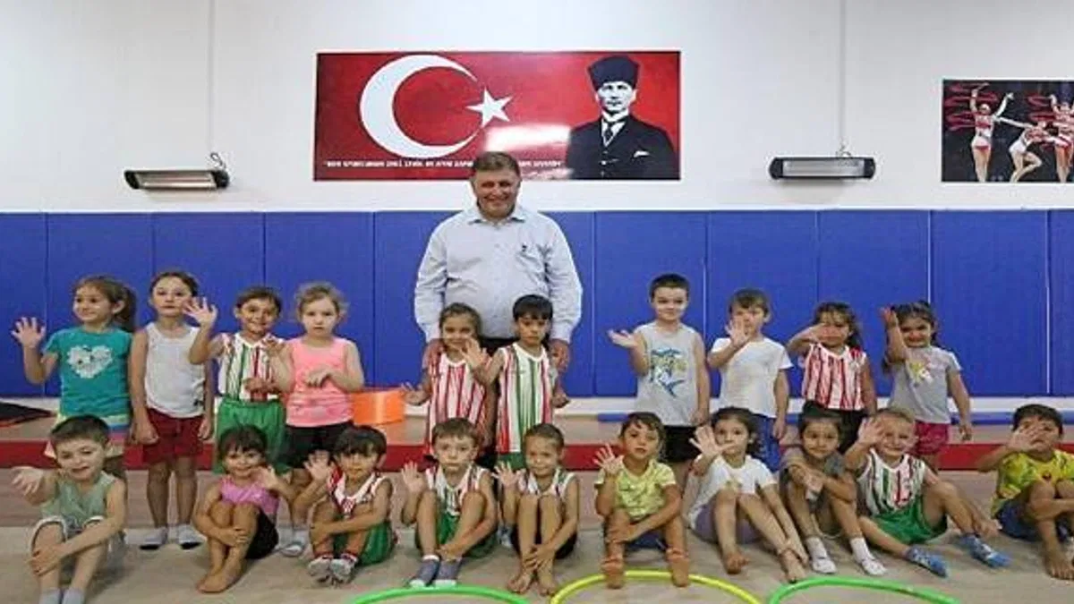 Karşıyaka'da geleceğin cimnastikçileri yetişiyor