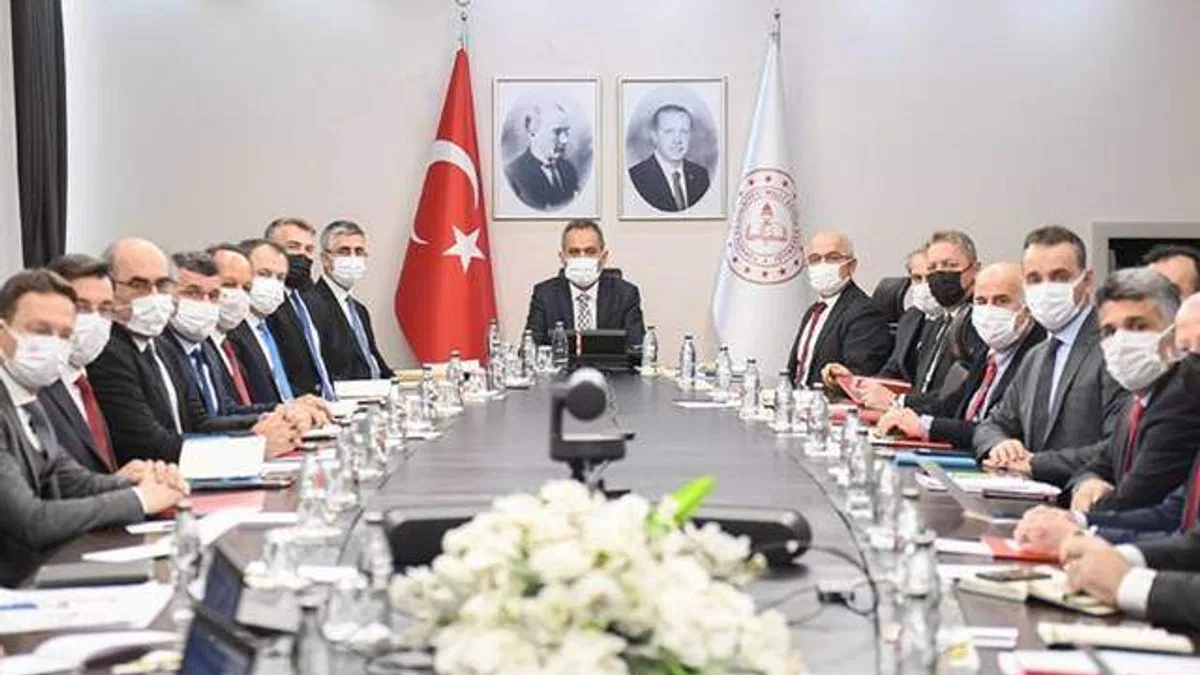 MEB'den 10 bin okul projesi