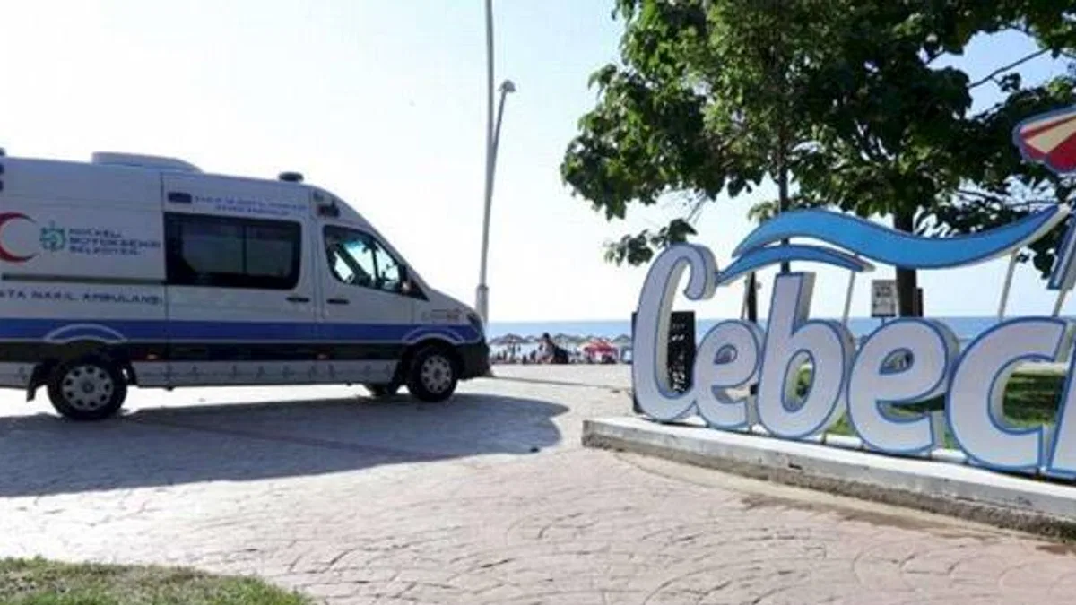 Kocaeli'de mavi ambulanslar sağlığa mekik dokudu
