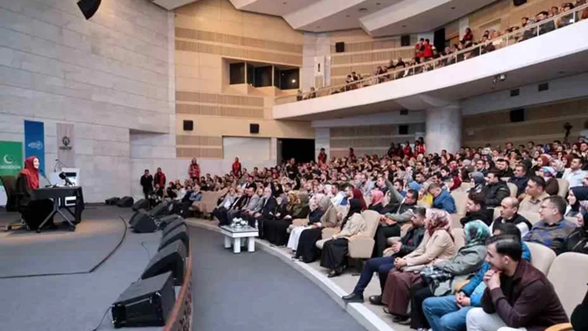 Konya Karatay’da Evlilik ve Aile Gelişim Akademisi başladı