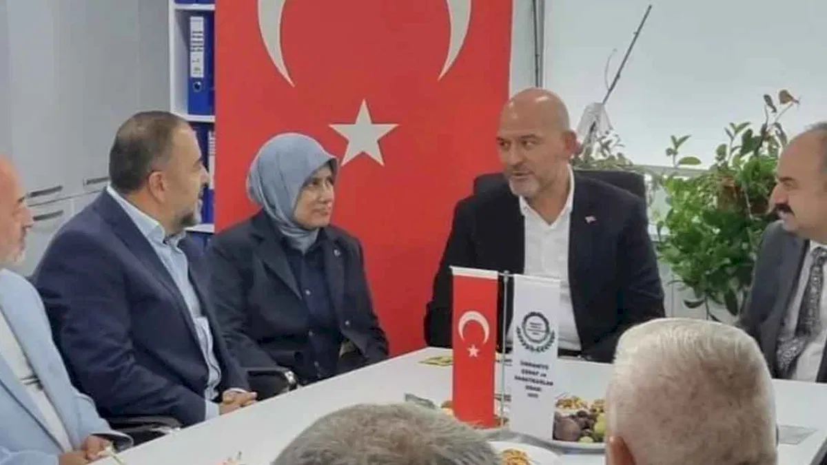 Ak Parti Milletvekili Soylu’dan Ümraniye Esnaf ve Sanatkarlar Odası’na ziyaret