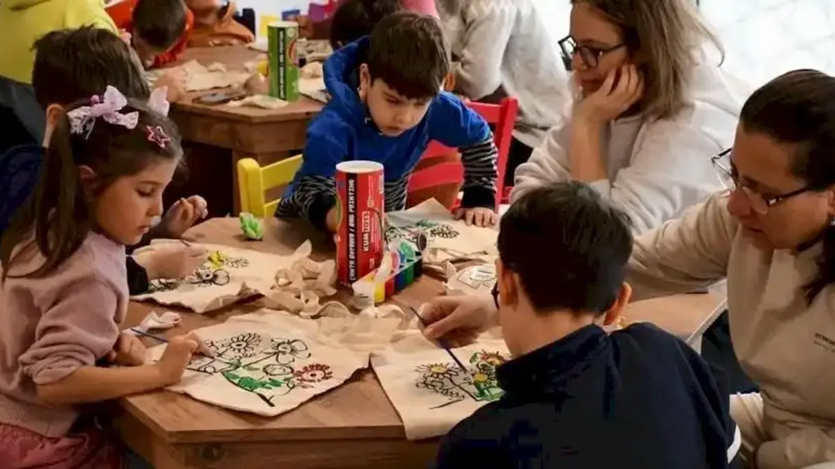 Balıkesir’de yarıyıl etkinlikleri çocukların yüzünü güldürdü