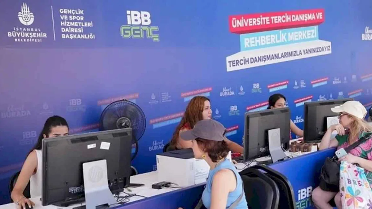 İBB’den 370 bin gence üniversite tercih danışmanlığı