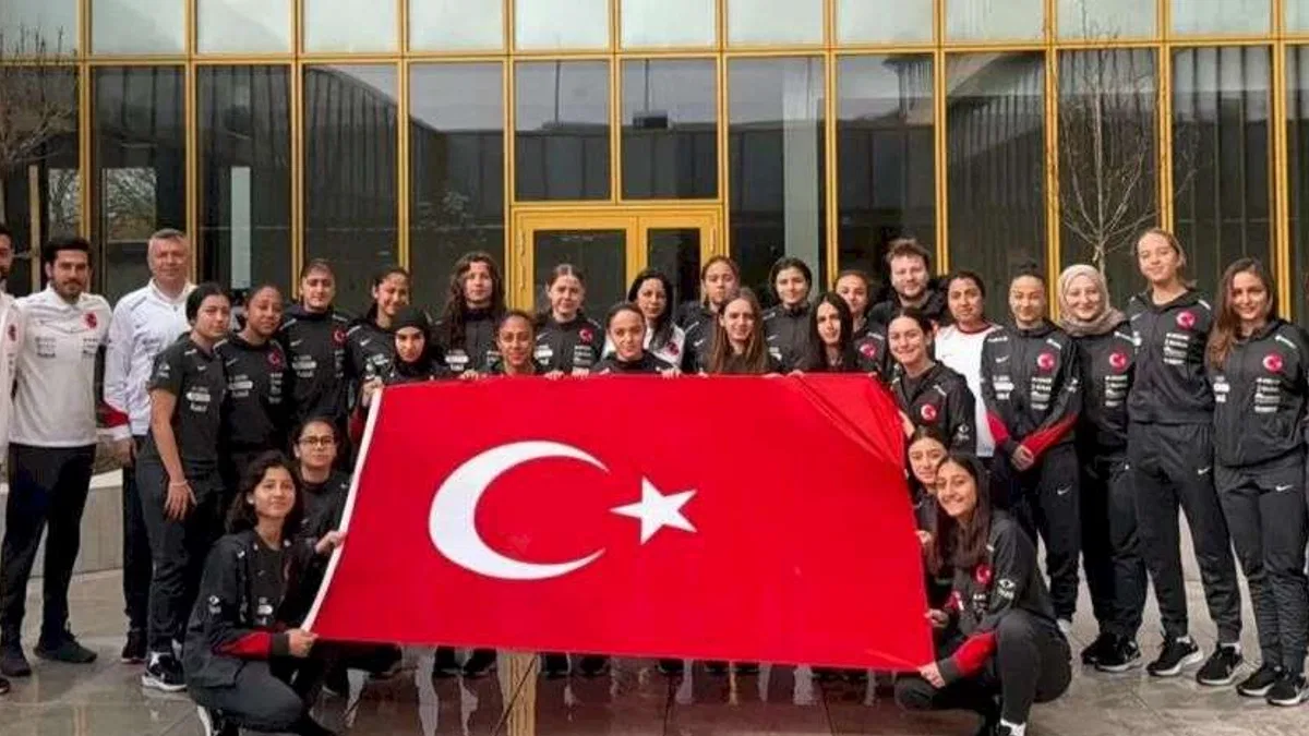 U17 Kız Milli Takımı’ndan 18 Mart’ta anlamlı duruş
