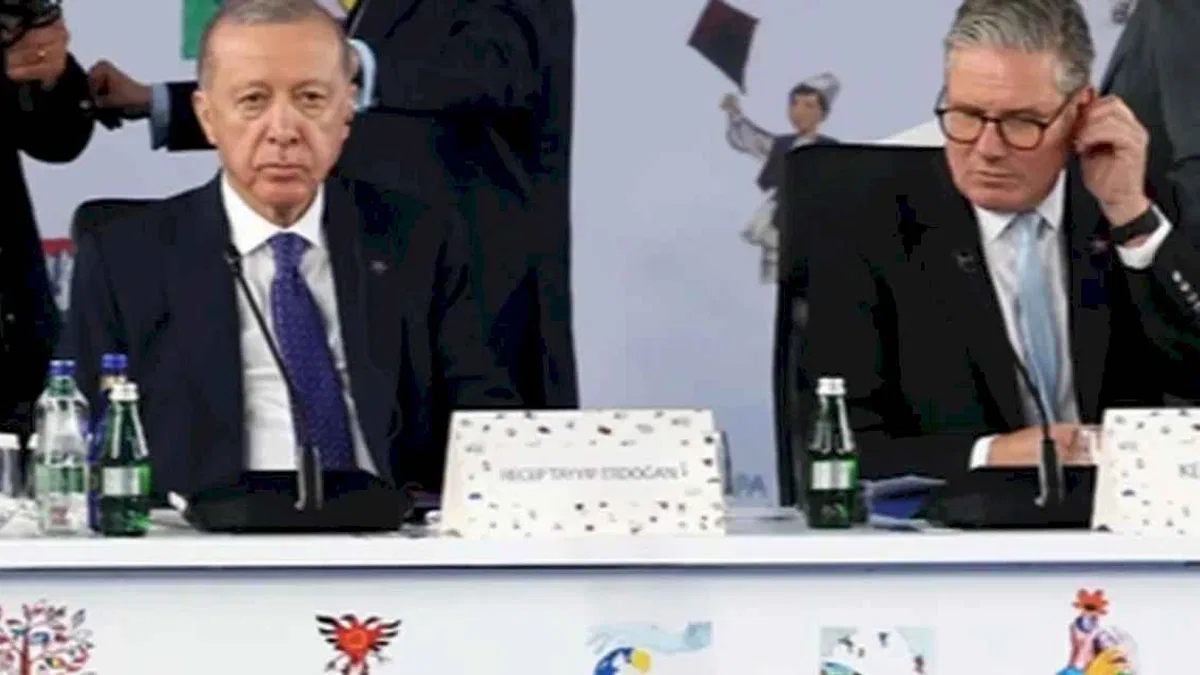 Cumhurbaşkanı Erdoğan Arnavutluk'ta... Zirveden barış çağrısı yaptı