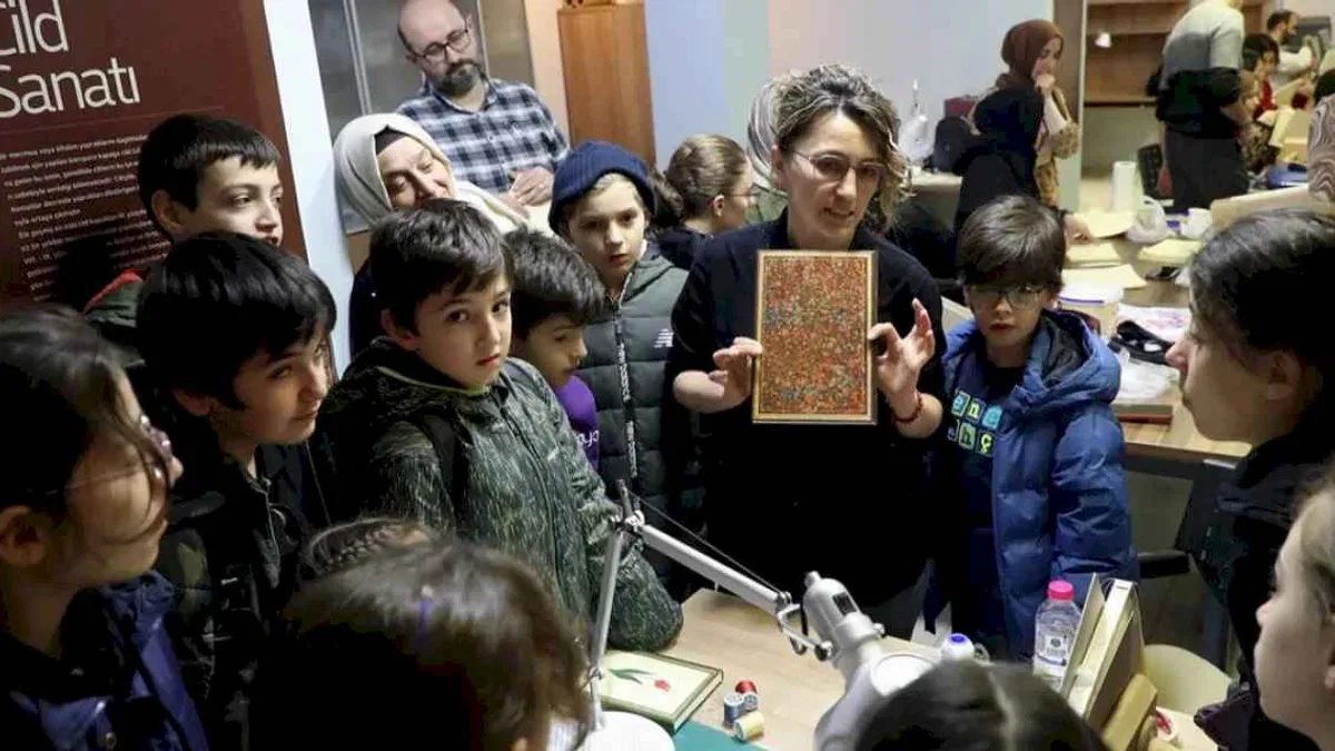 Geleneksel sanatların kapısı Sakarya'da gençlere açıldı
