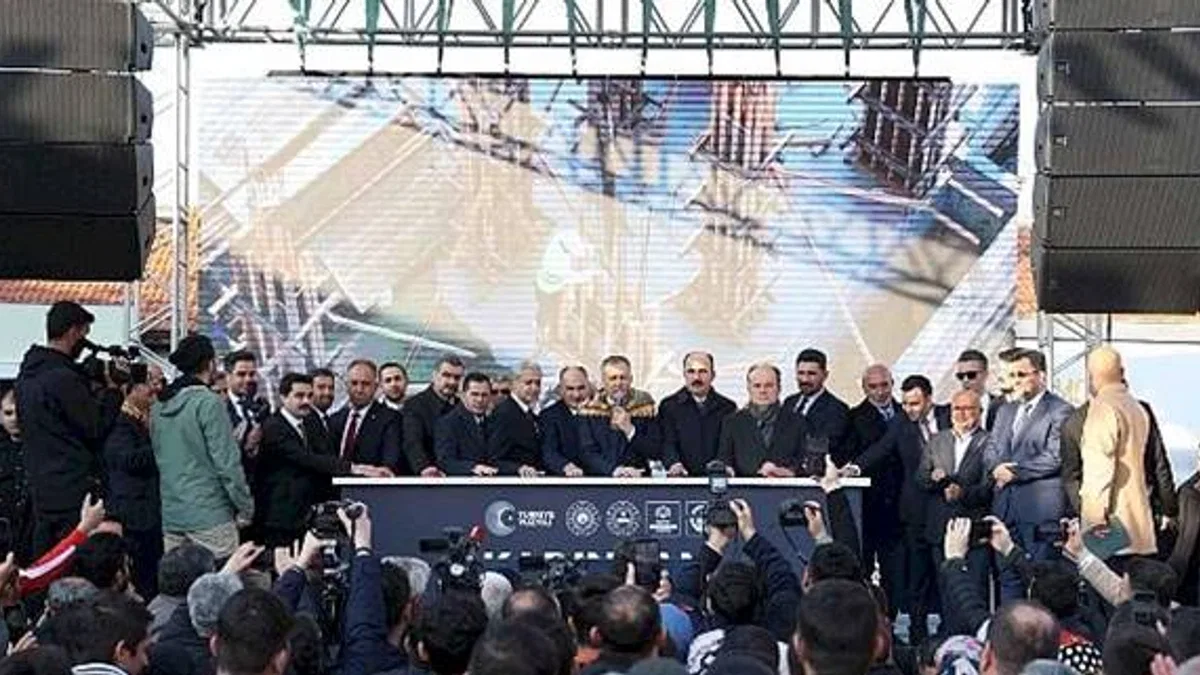 Konya Kadınhanı'nın kalbinde tarihi kentsel dönüşüme imza atıldı