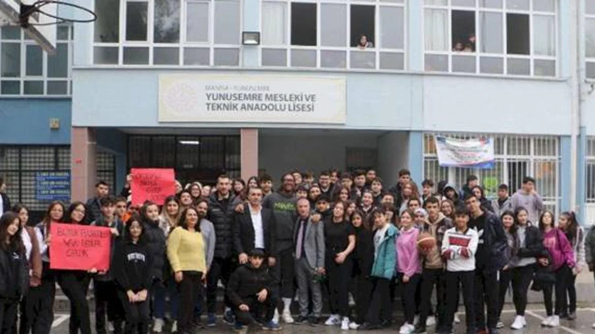 Potanın Tarzanları liselilerle buluştu