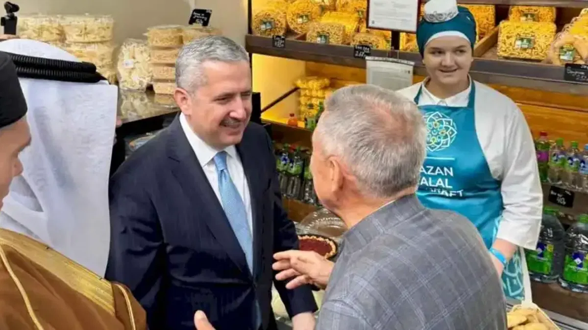 Ticaret Bakan Yardımcısı, Kazan Helal Market Fuarı'nda
