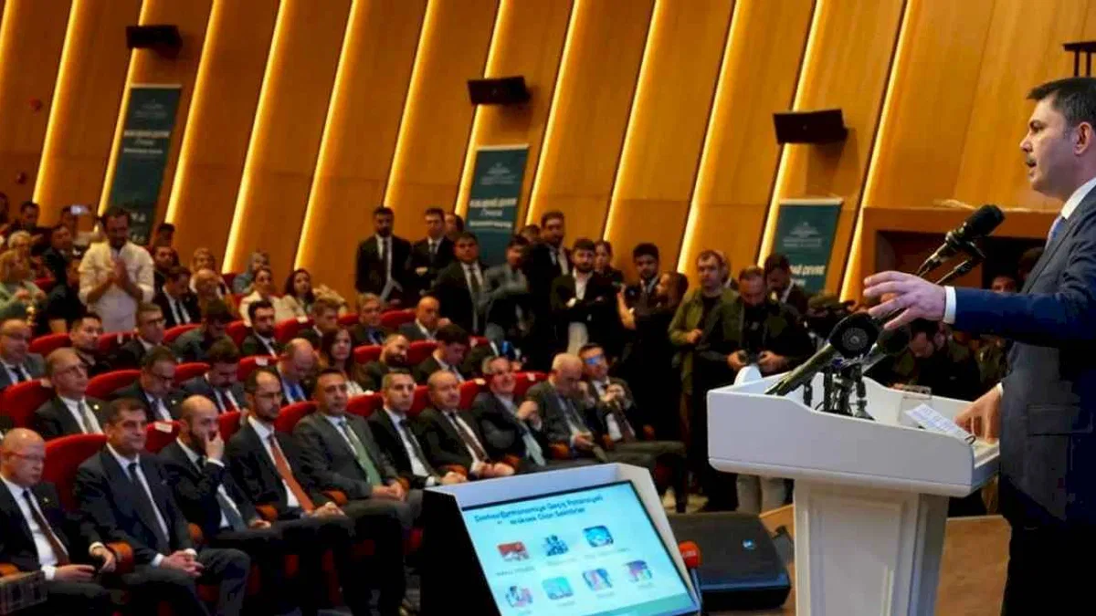 Bakan Kurum: Marmara'da kirlilik yükü artıyor! Belediyelere müsilaj uyarısı