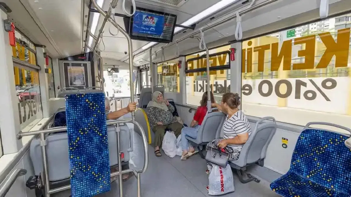 Mersin’de elektrikli otobüslere vatandaşlardan tam not