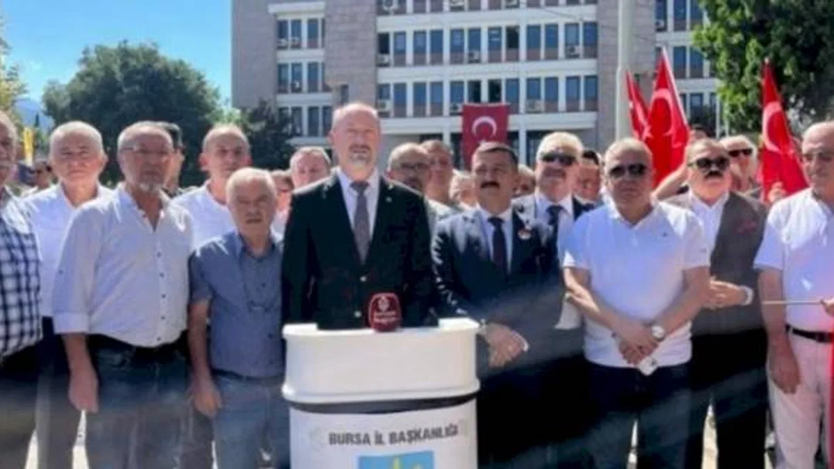 İYİ Parti'den 81 ilde eğitim eylemi!
