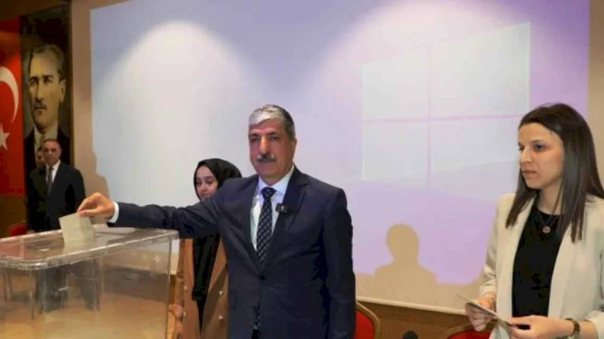 Dilovası'nda ilk mecliste ilk görevler belirlendi