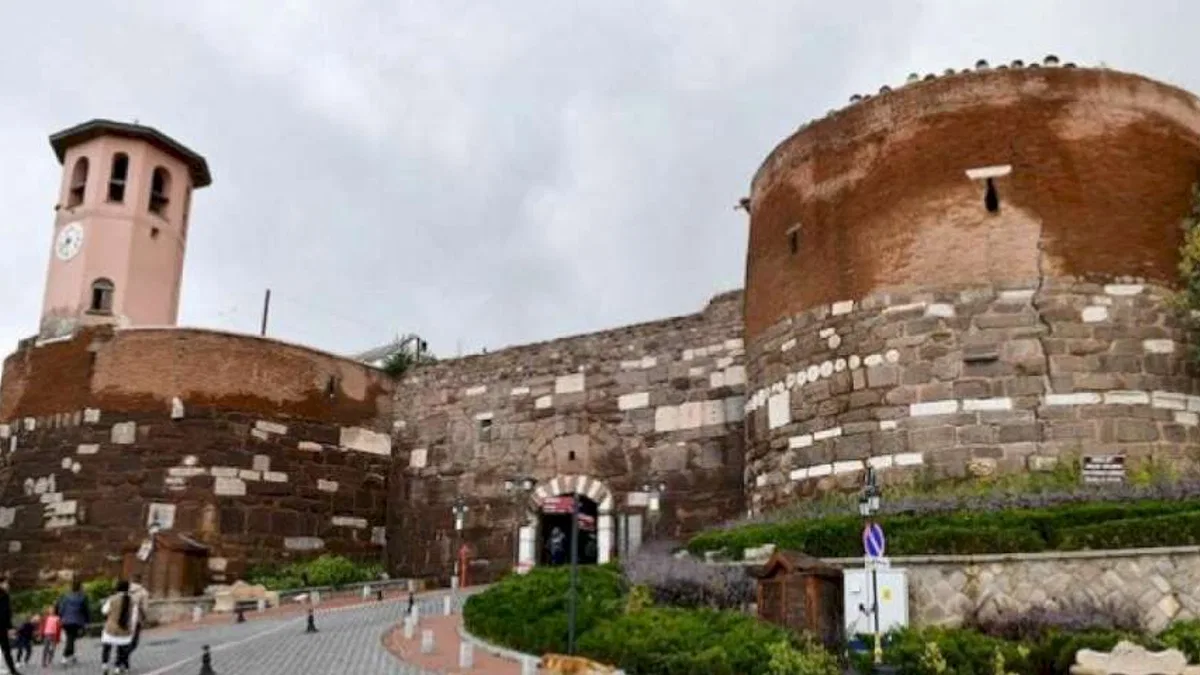 Ankara Kalesi'nde kapsamlı onarım