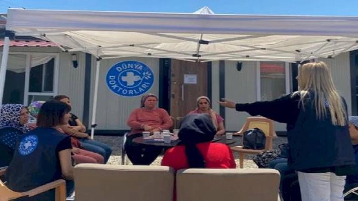 Dünya Doktorları: Salgın riski halen devam ediyor
