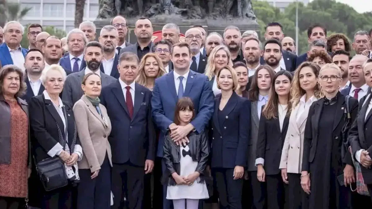 CHP İzmir'de Çağatay Güç dönemi başladı