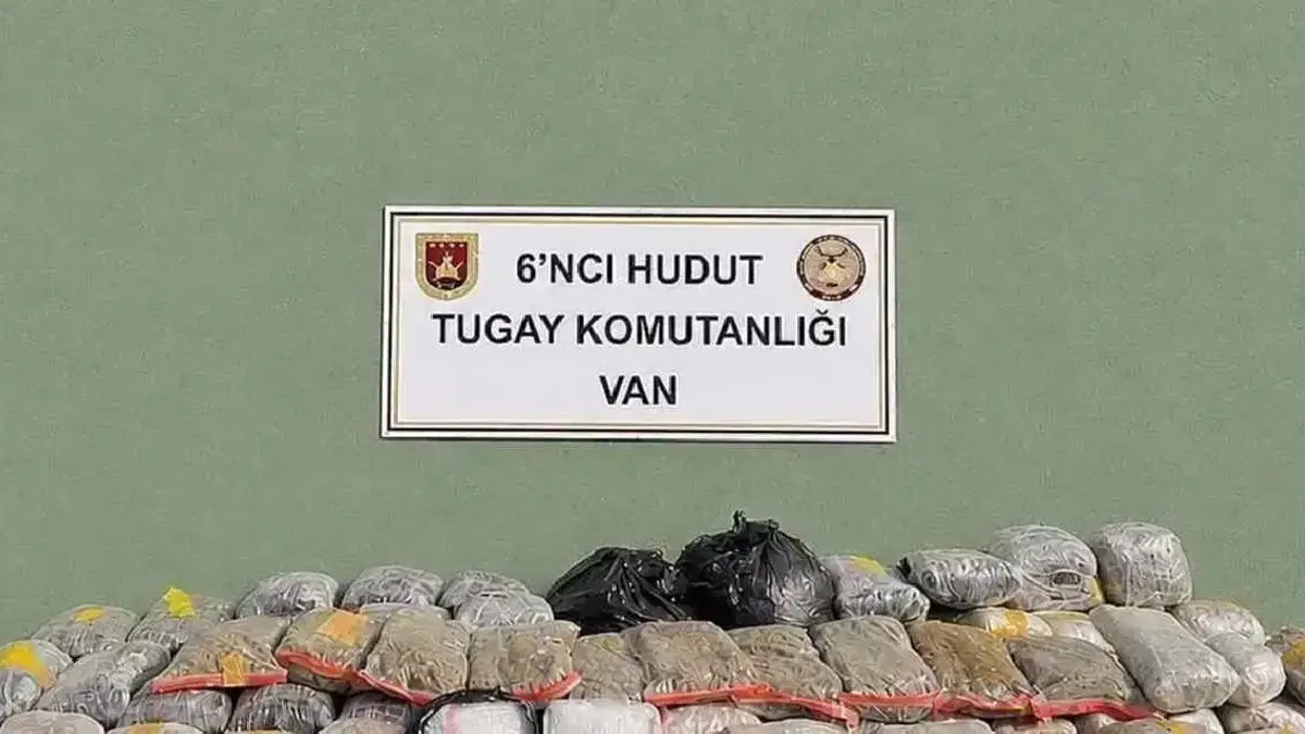 Van hudut hattında 51 kilo uyuşturucu ele geçirildi
