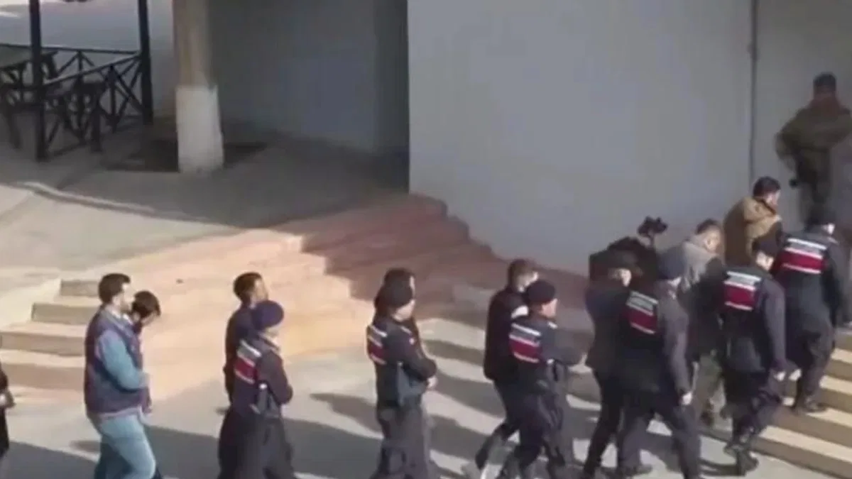 Jandarmadan 123 zehir tacirine gözaltı! 465 bin hap ele geçirildi
