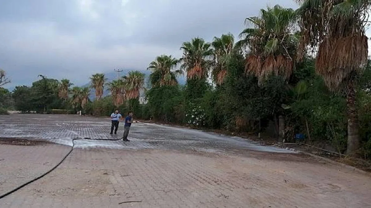 Antalya Büyükşehir ekipleri karavan park tahliyesini tamamladı