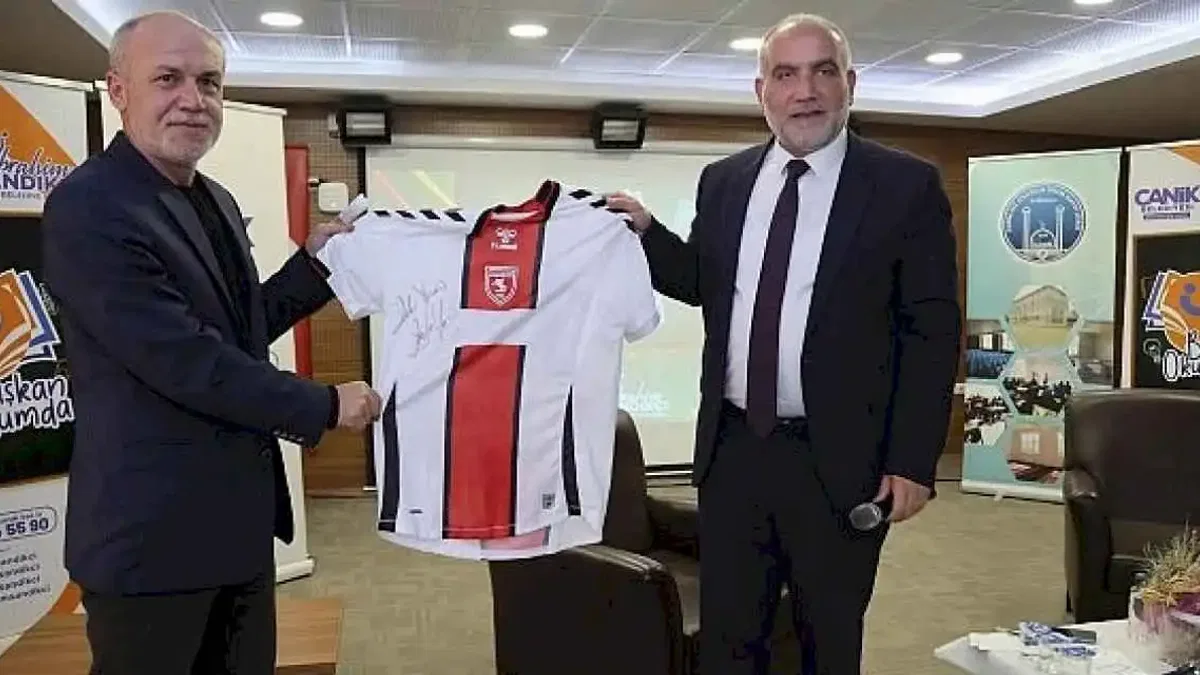 Başkan İbrahim Sandıkçı: "Öğrencilerimizin fikirlerine büyük önem veriyoruz"