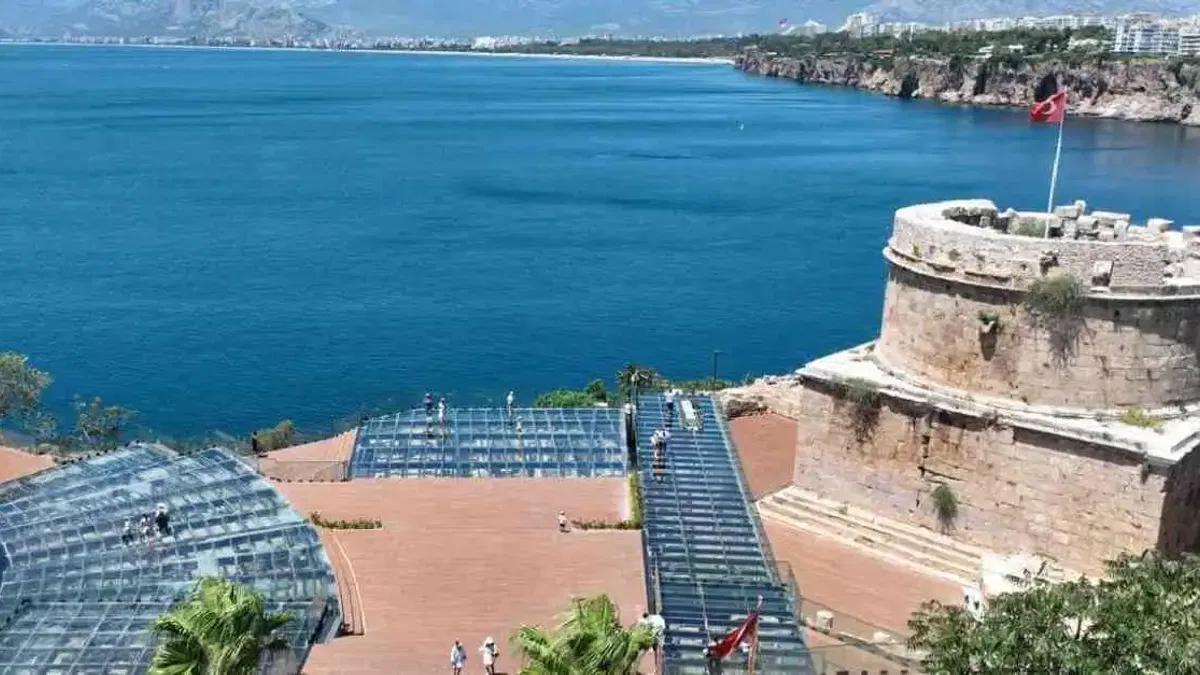 Antalya’da Hıdırlık Kulesi yeniden ziyarete açıldı