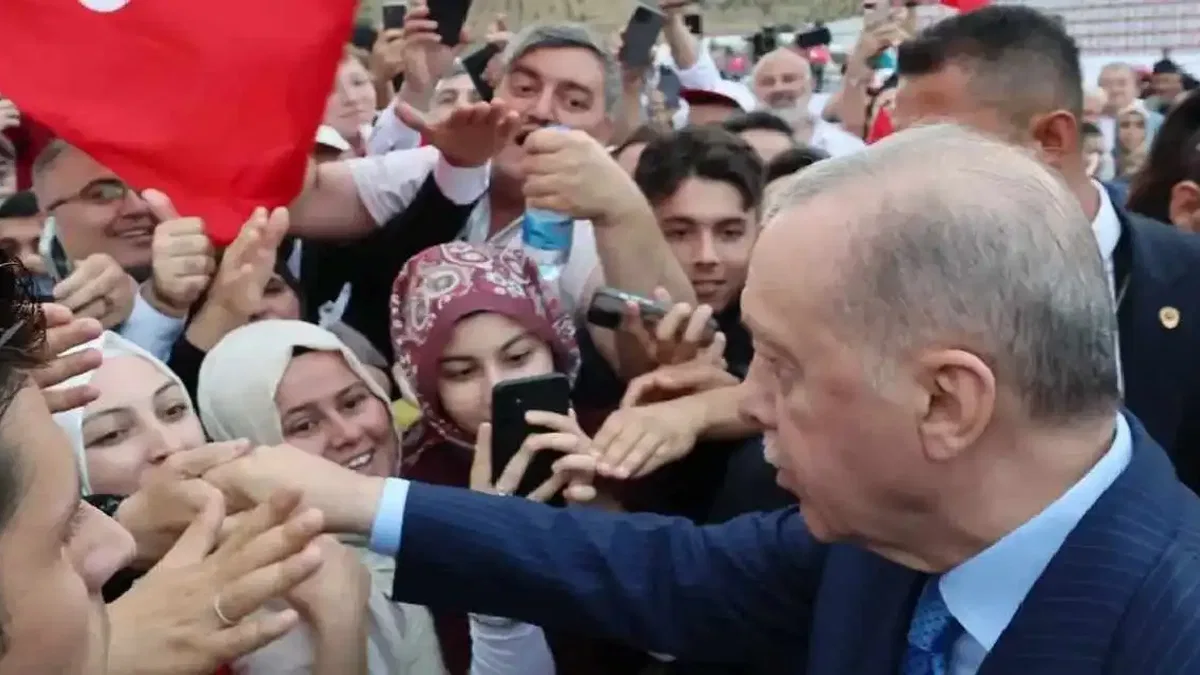 Bakan Çiftçi’den Cumhurbaşkanı Erdoğan’a yönelik eleştirilere tepki