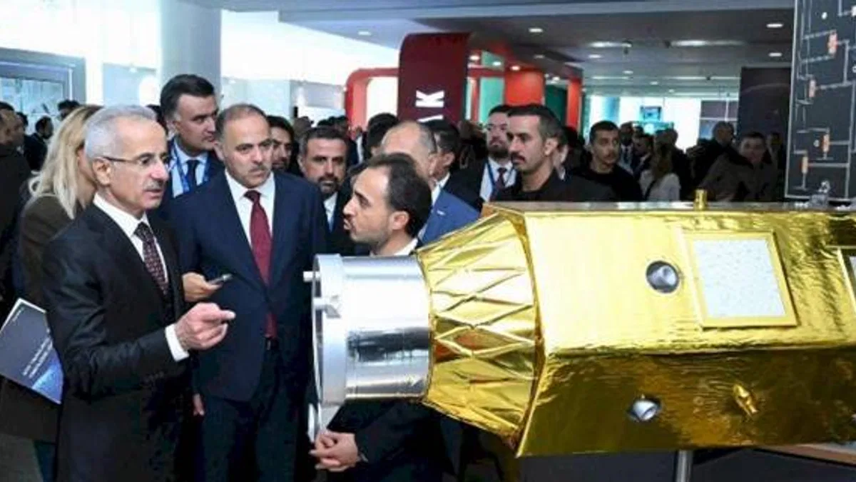 Bakan Uraloğlu: Dünyada 'söz' için uzayda da 'iz' olacağız